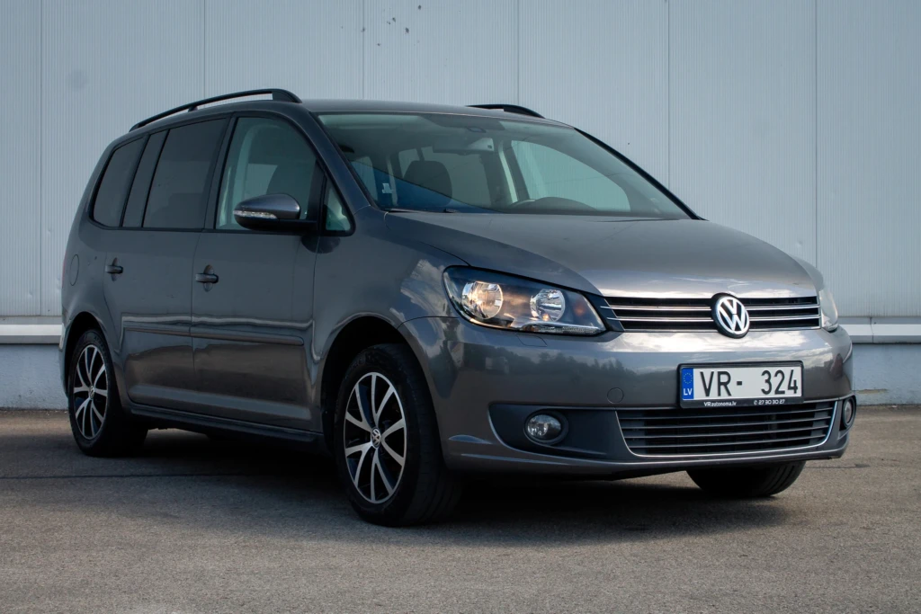 VW TOURAN AUTOMĀTS