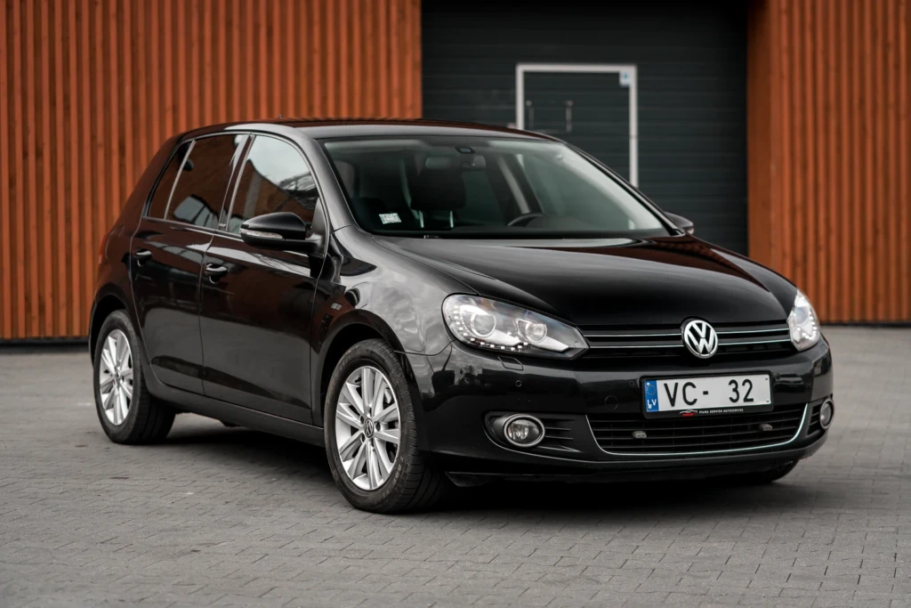 VW GOLF